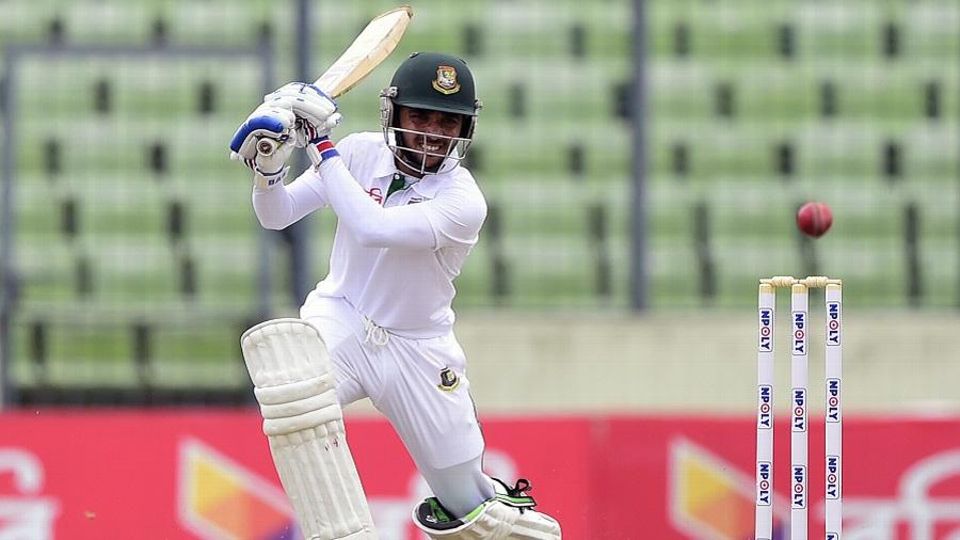 সামনে অস্ট্রেলিয়া উইকেট নিয়ে যা বলল মুমিনুল