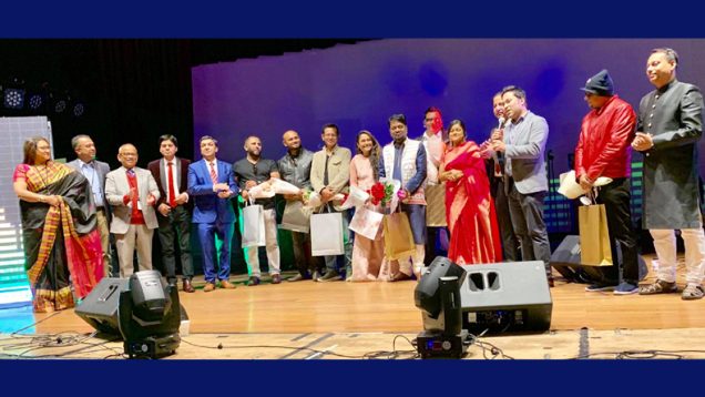 সিডনিতে মিউজিক গালা নাইটে শিল্পী কিশোর কুমার, রন্টি দাস ও মেজবা