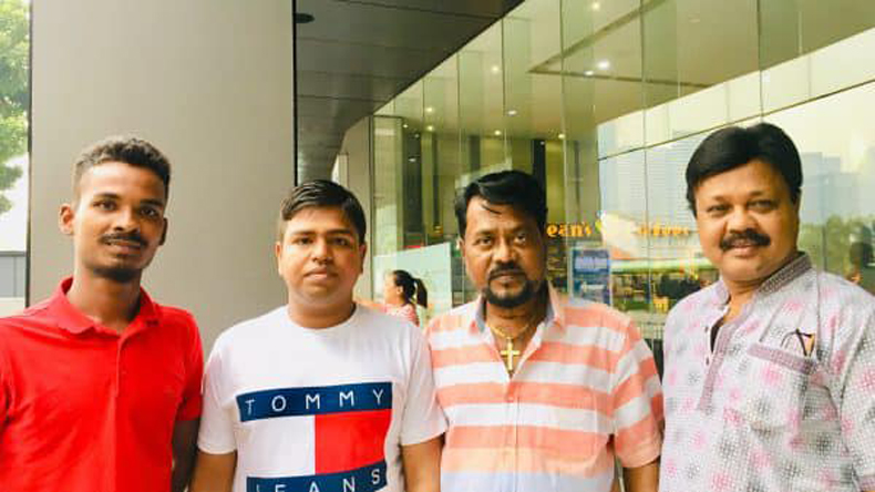 সিঙ্গাপুরে কেমন আছেন সংগীতশিল্পী এন্ড্রু কিশোর?