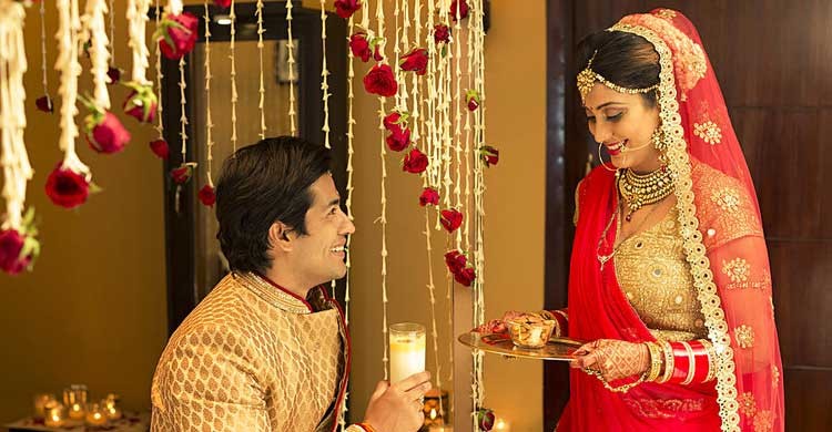 বিয়ের পরে নতুন সংসার যেভাবে ম্যানেজ করবেন