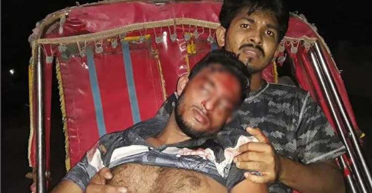 ছিনতাইকালে রাবি শিক্ষার্থীর রগ কাটার চেষ্টা!