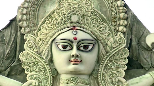 হিন্দু ধর্মাবলম্বীদের সবচেয়ে বড় উৎসব শারদীয় দুর্গাপূজা