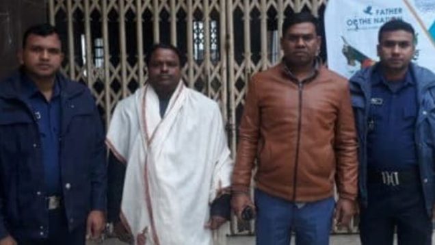 ধর্মান্ধের সমাজে বাউল বুঝবে কে?