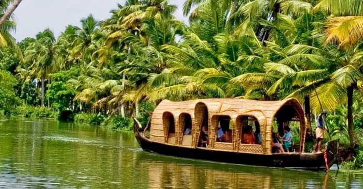 অসাম্প্রদায়িক ও সফল প্রদেশ ‌কেরালা!