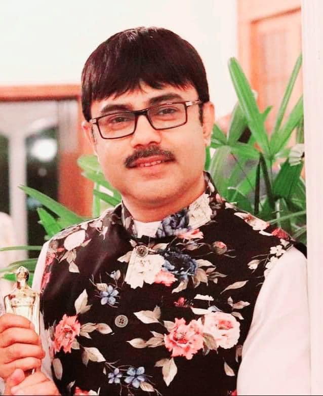 উপস্থাপনার মধ্য দিয়েই তিনি সবার হৃদয়ে